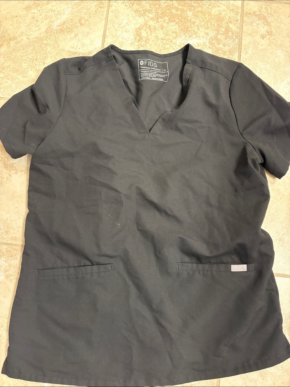 Figs Men's V-Neck Short Sleeve Top - Black